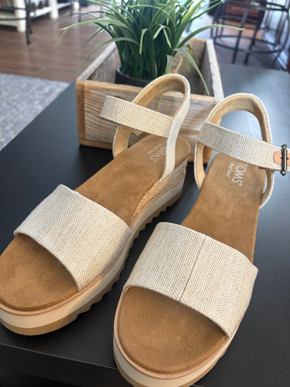 🤎Tom’s Diana Wedge Sandal 🤎 - Picture 2 of 7